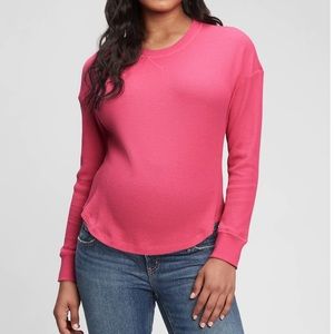 Gap maternity waffle knit shirt